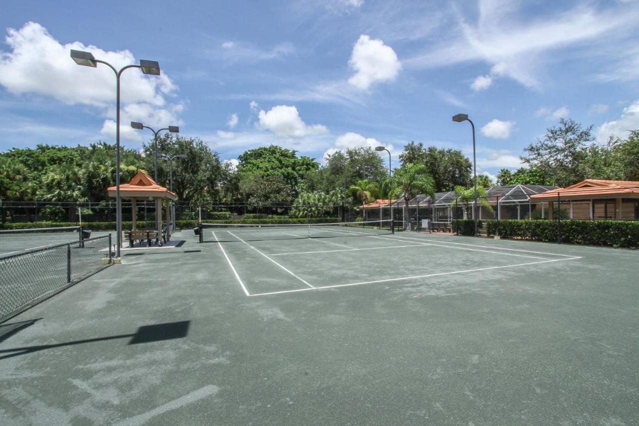Falling Waters Naples Exterior photo